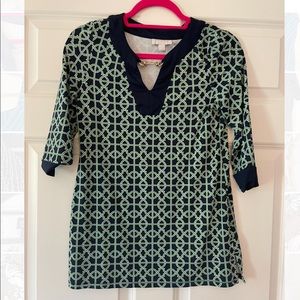 Preppy 3/4 sleeve navy and green top
